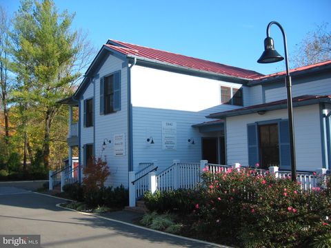 Photo of 12642 Chapel Road, CLIFTON, VA 20124 (MLS # VAFX2258628)