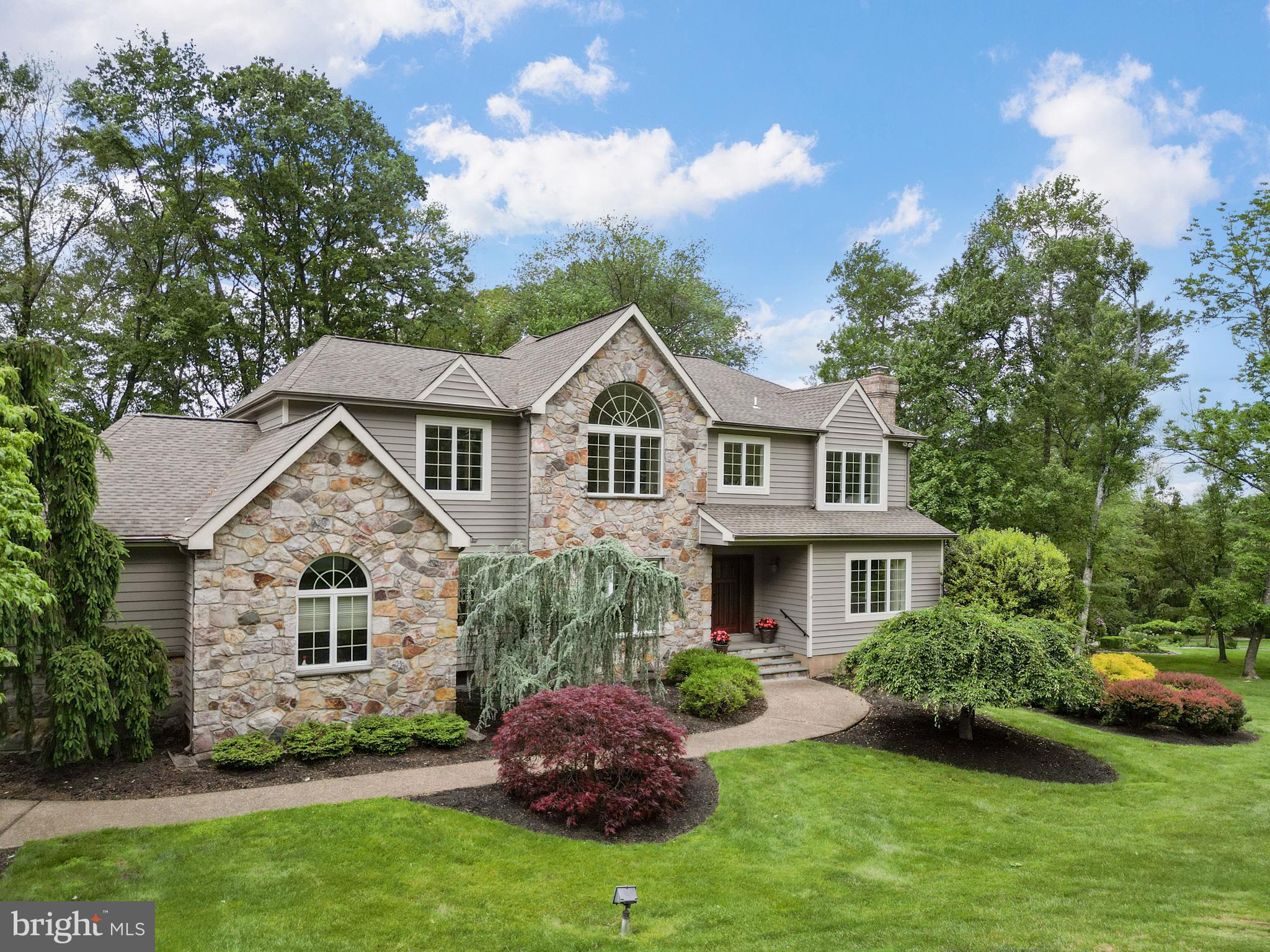 KINGSWOODS - Residential