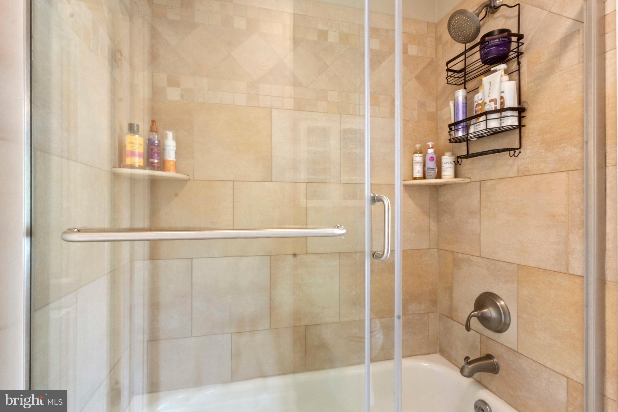 KINGSWOODS - Residential