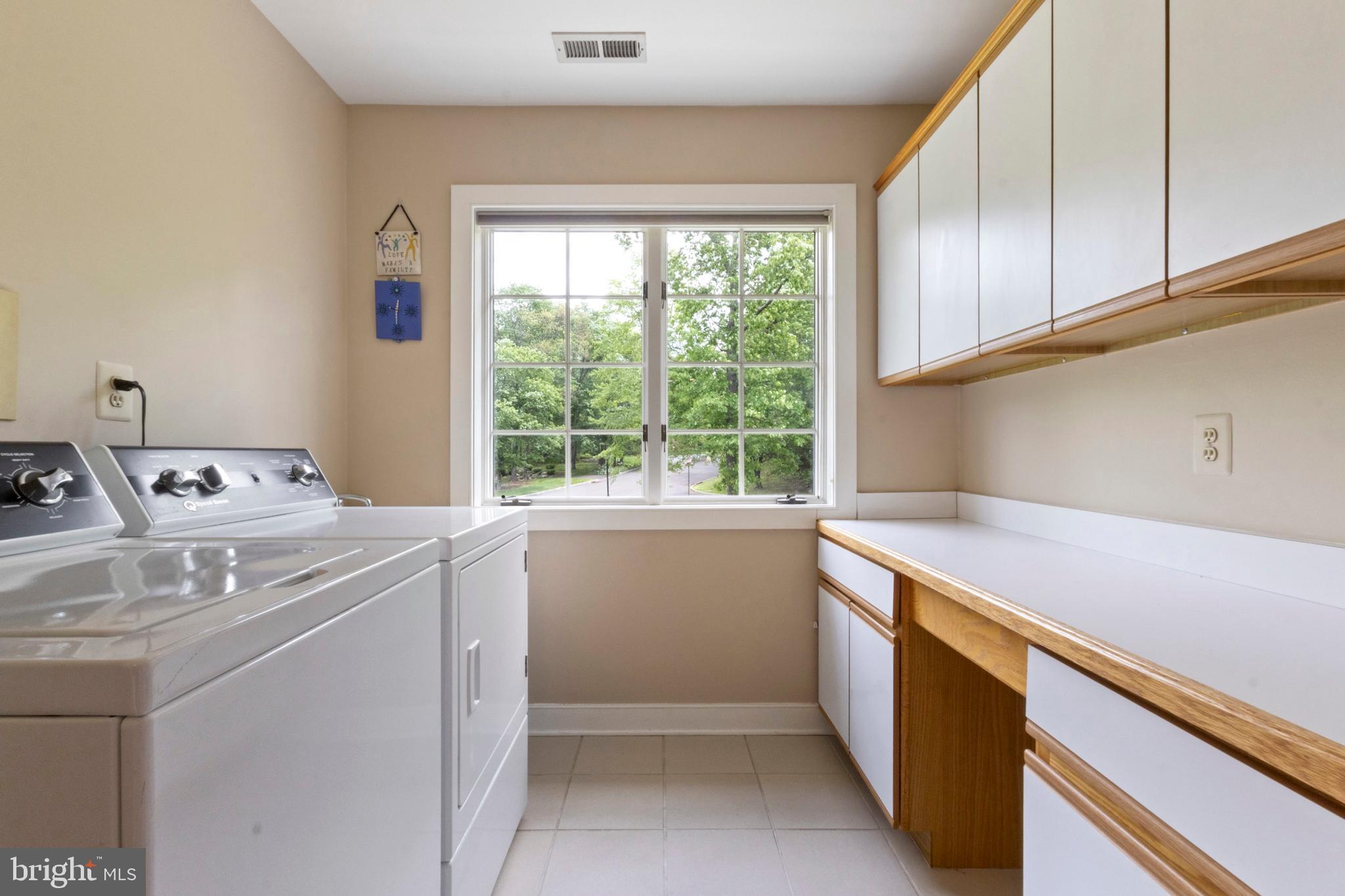 KINGSWOODS - Residential