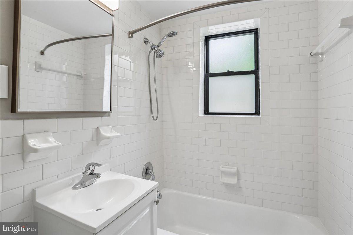CONGRESS HEIGHTS - Residential