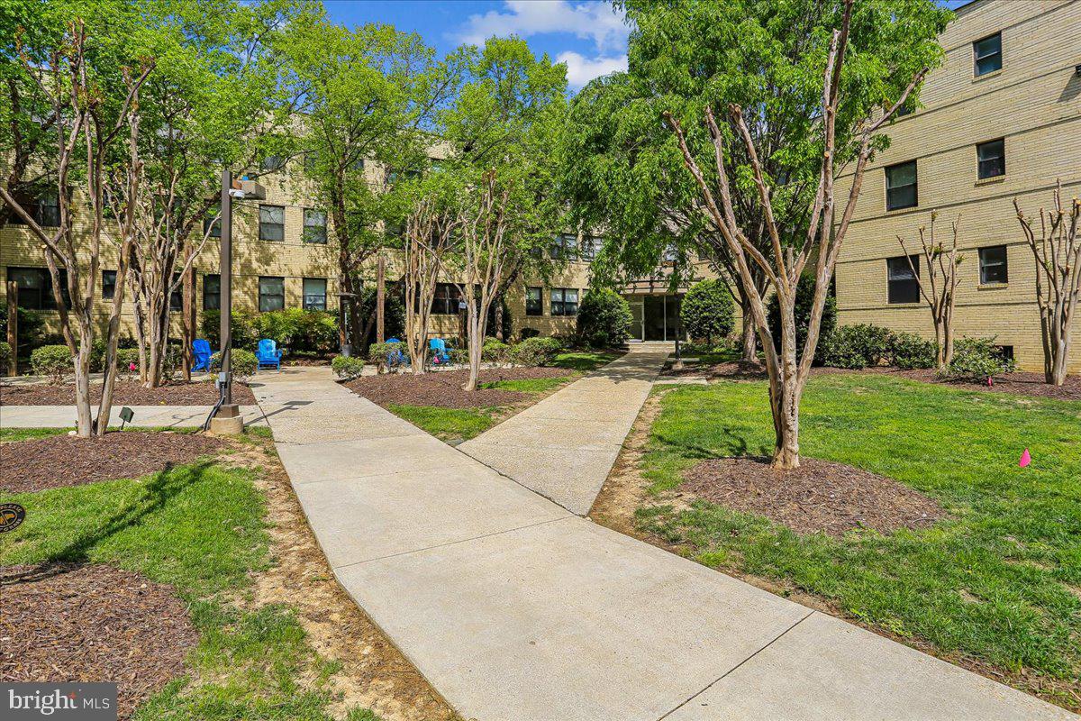 212 OAKWOOD STREET 212 SE 113