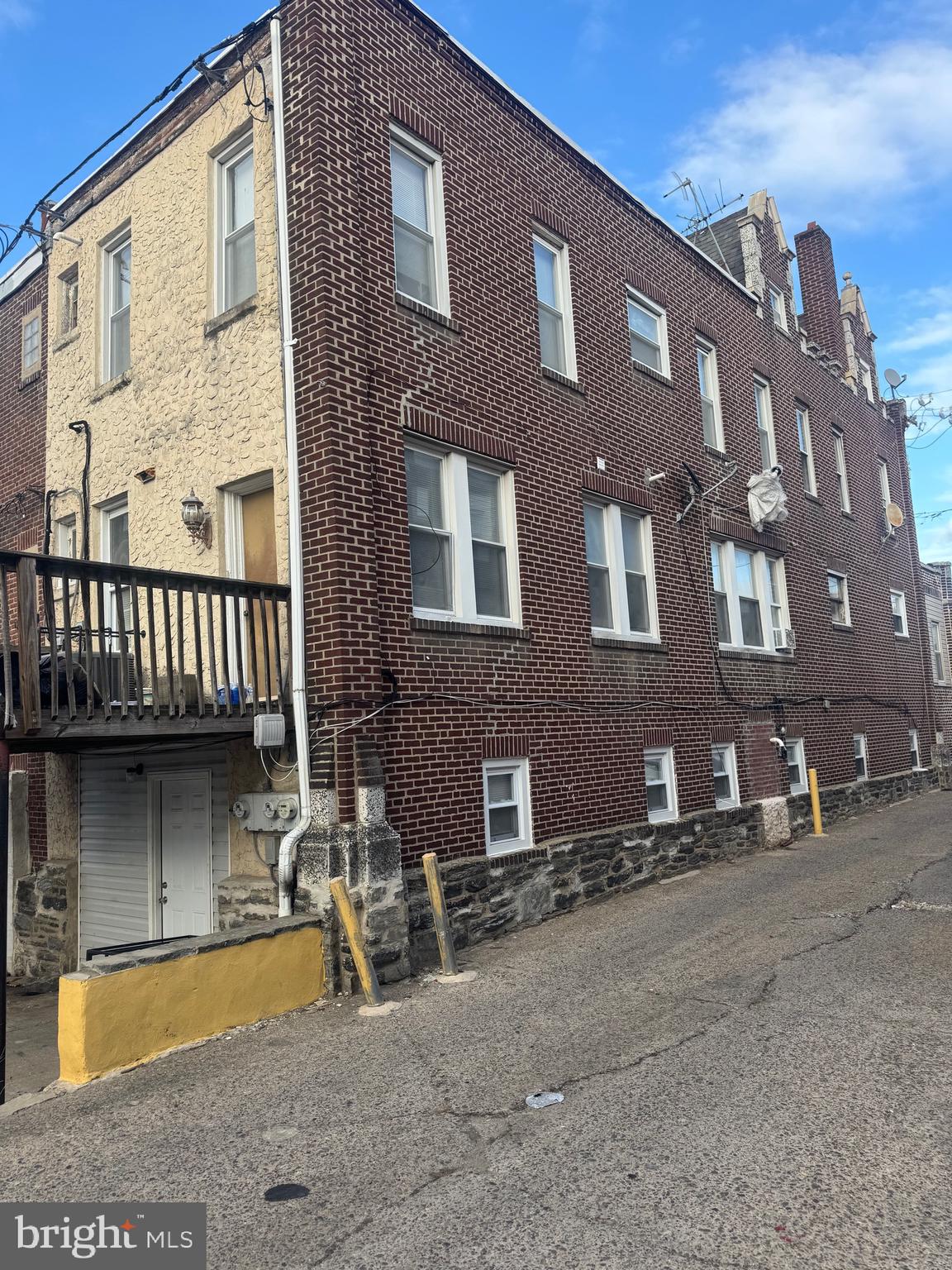 PHILADELPHIA - Residential Income