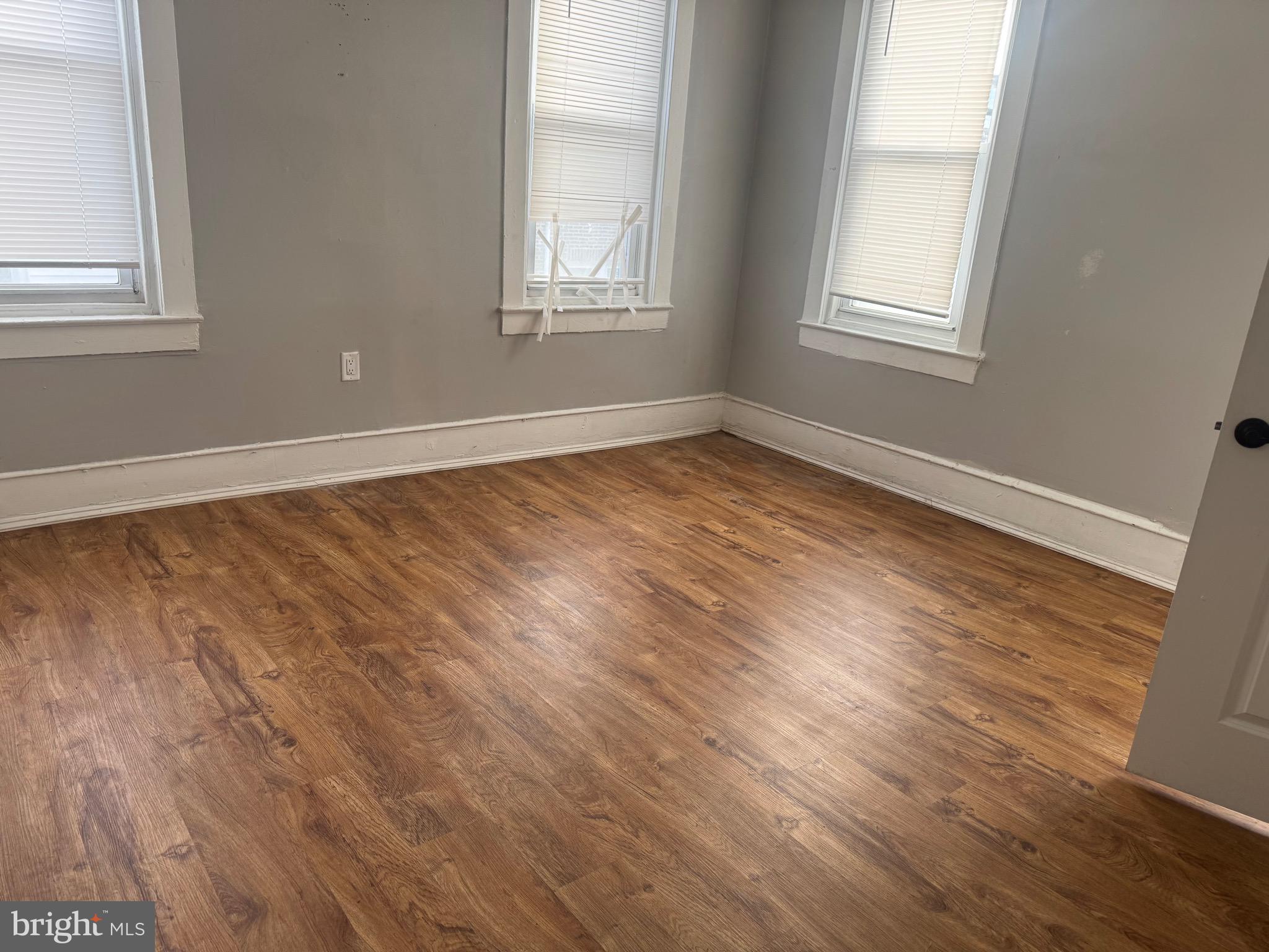 PHILADELPHIA - Residential Income