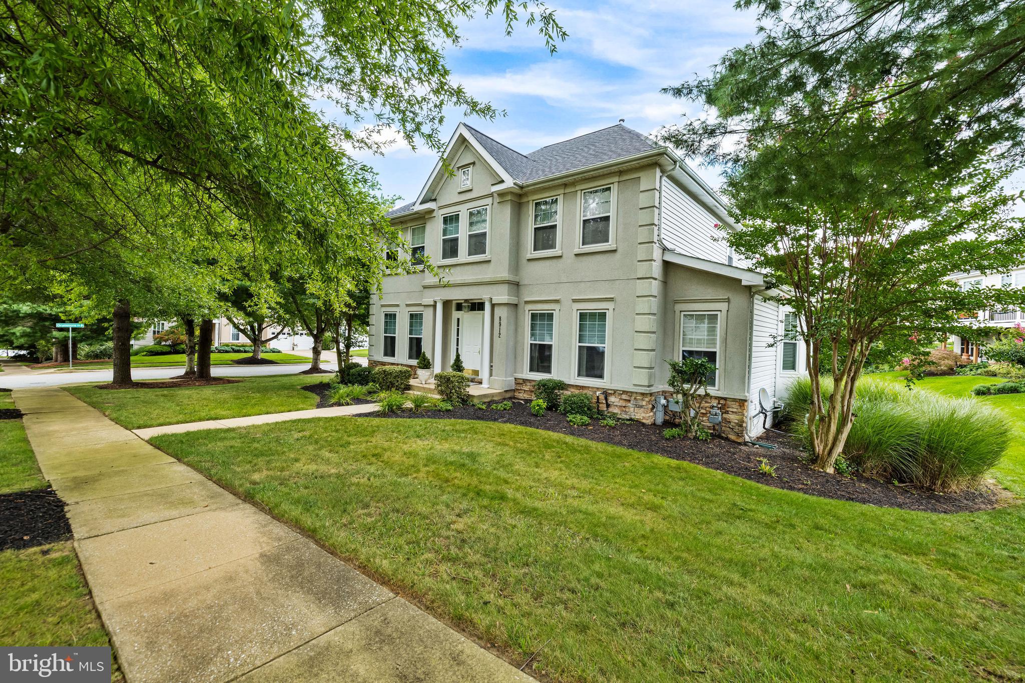 8912 GRUMMORE CIRCLE