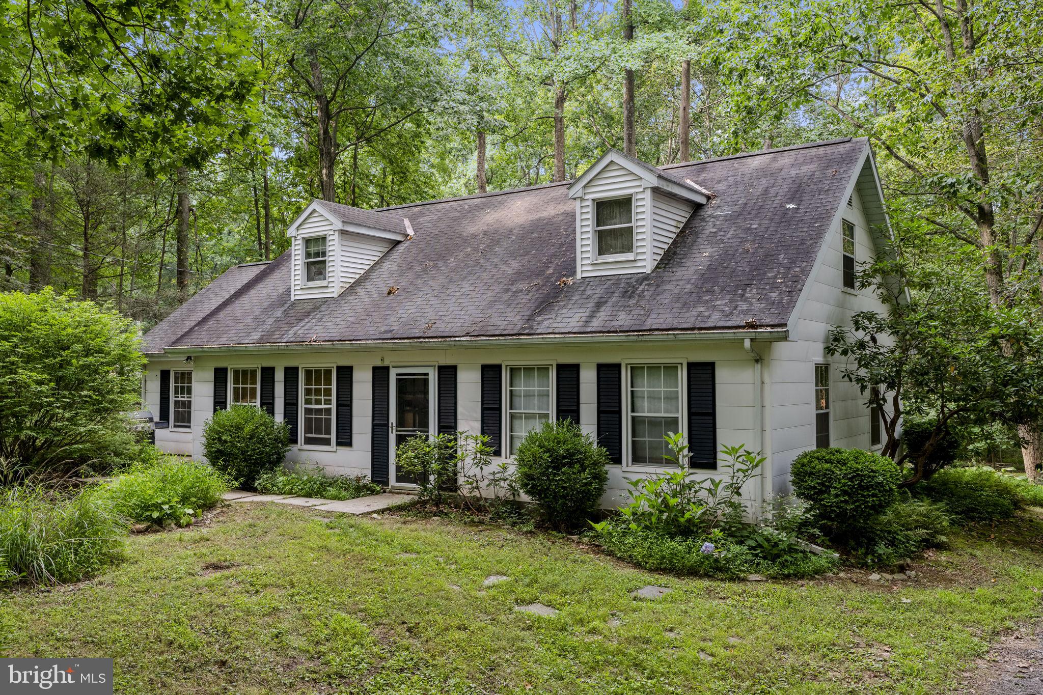 142 OAK LANE