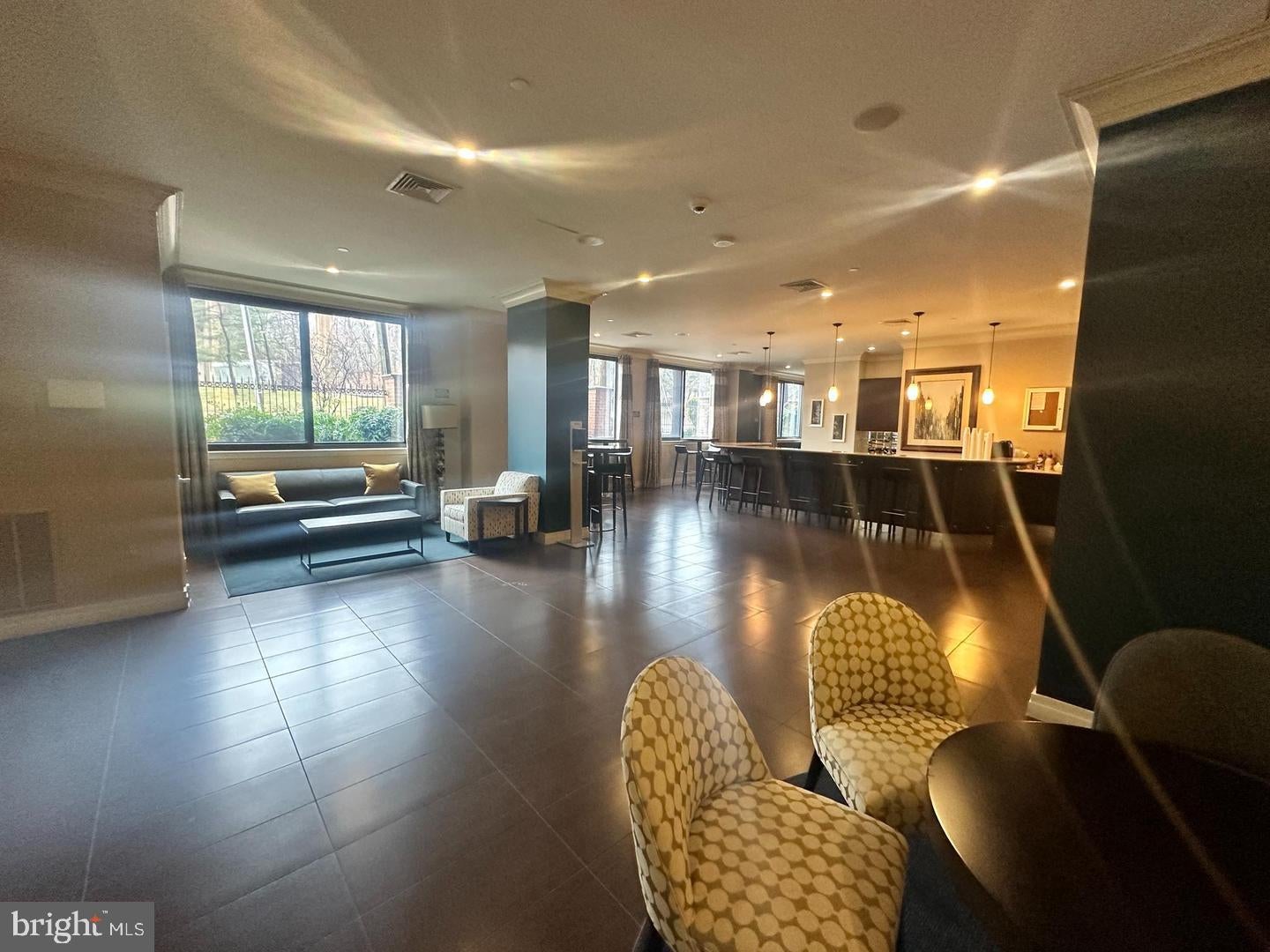 2451 MIDTOWN AVENUE 518