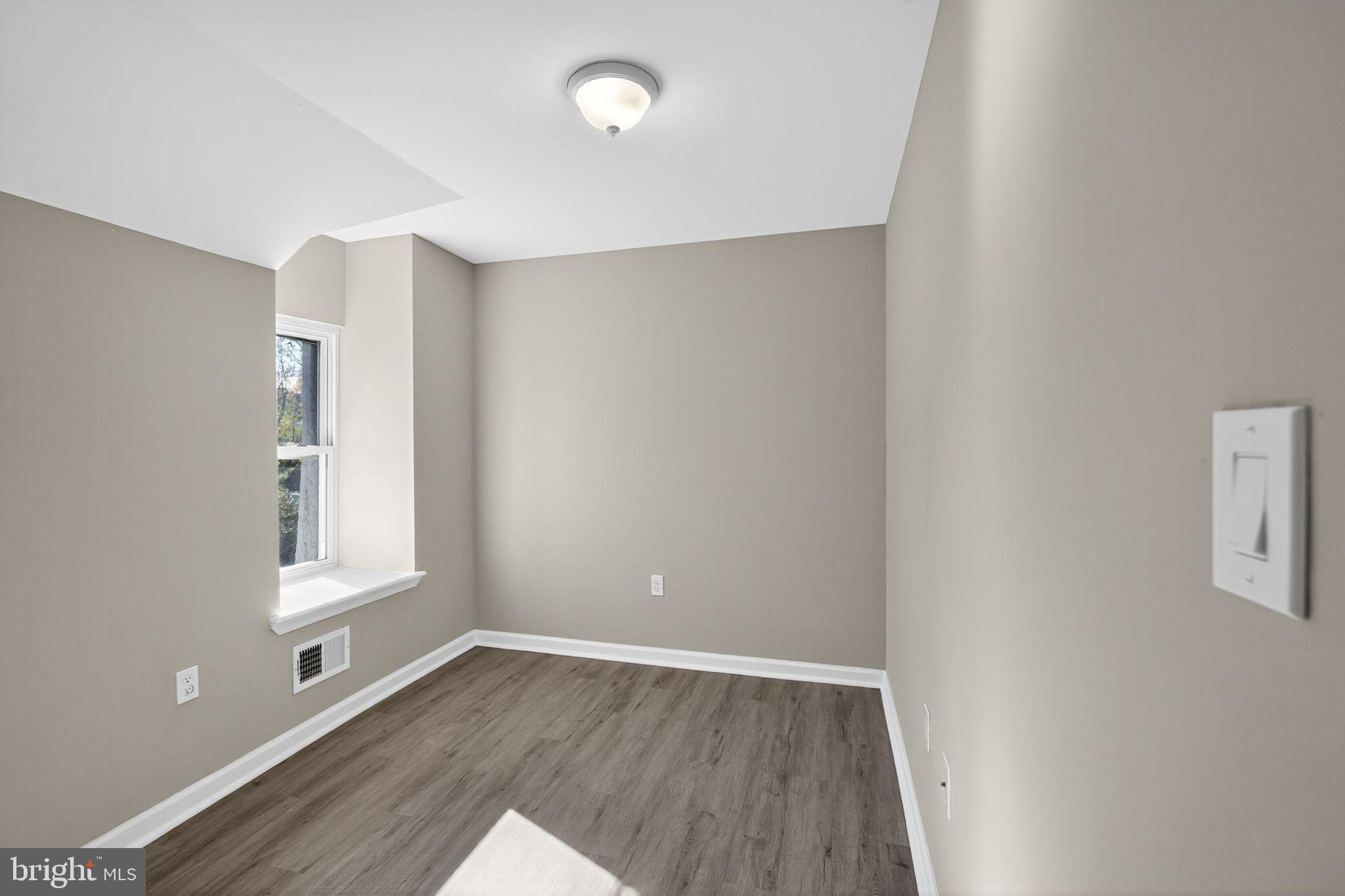 GERMANTOWN - Residential