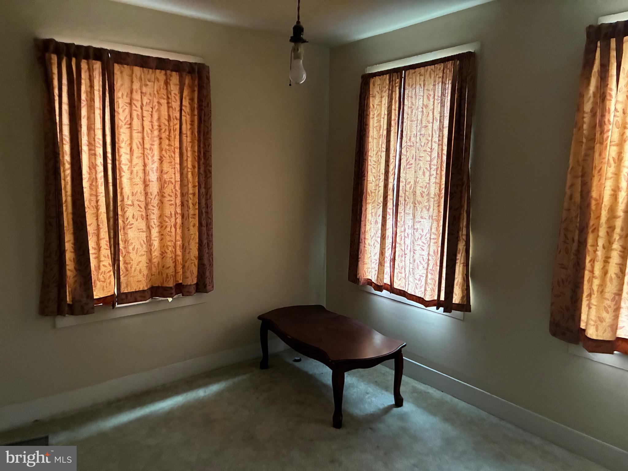 DENVER BOROUGH - Residential