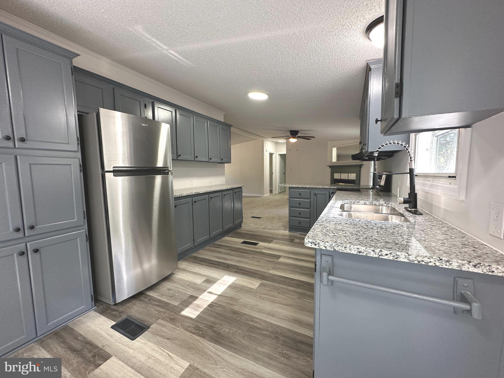 SEALSTON - Residential