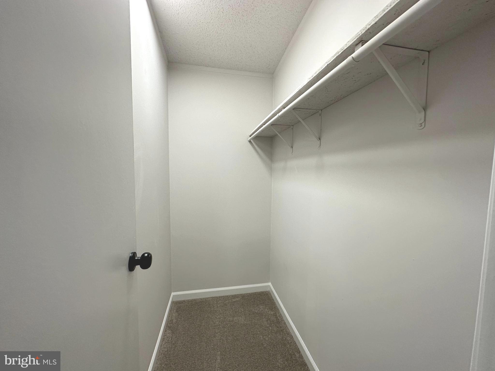 SEALSTON - Residential