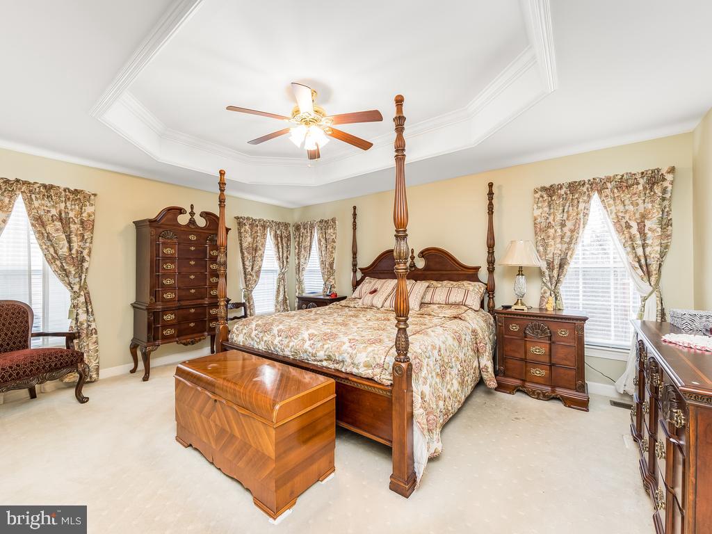 LAURENWOOD ESTATES - Residential