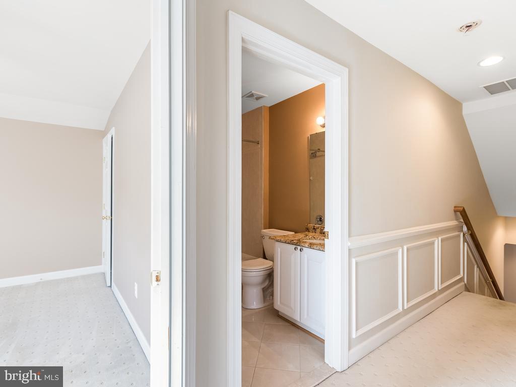 LAURENWOOD ESTATES - Residential