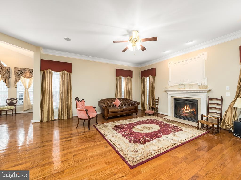 LAURENWOOD ESTATES - Residential