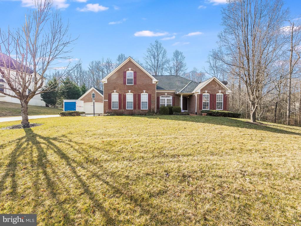 LAURENWOOD ESTATES - Residential