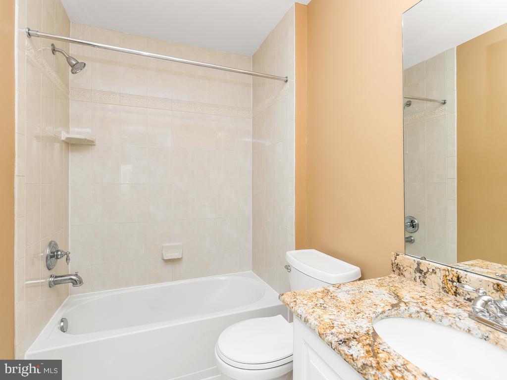 LAURENWOOD ESTATES - Residential