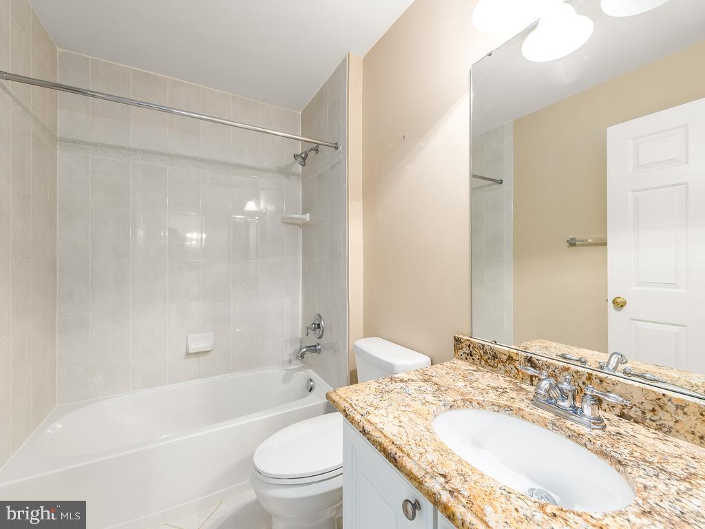 LAURENWOOD ESTATES - Residential