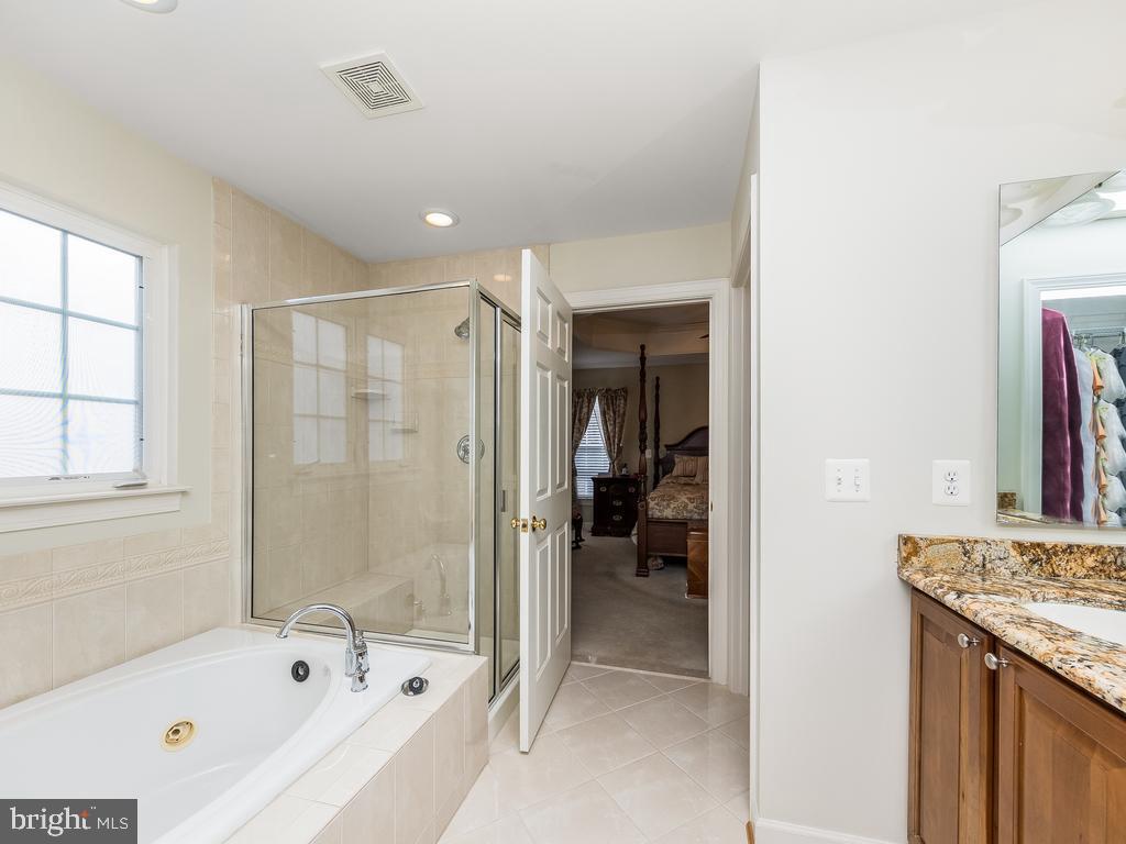 LAURENWOOD ESTATES - Residential