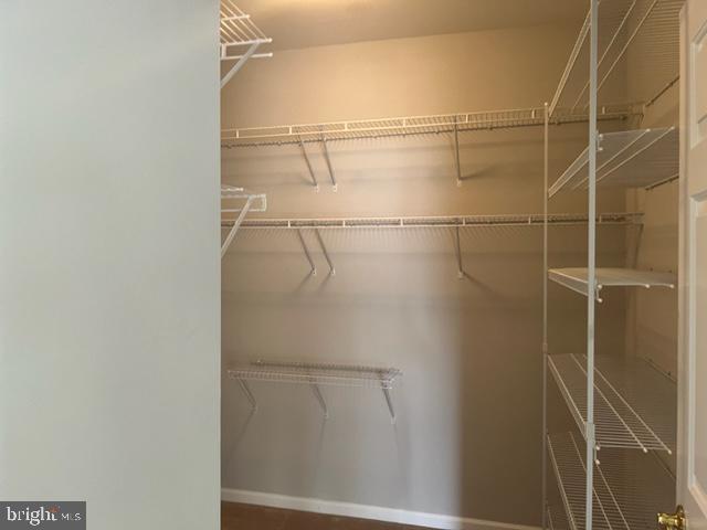 HEARTHSTONE AT VILLAGE CREST CONDOMINIUMS - Residential Lease