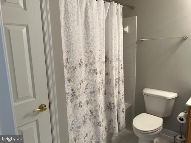 HEARTHSTONE AT VILLAGE CREST CONDOMINIUMS - Residential Lease