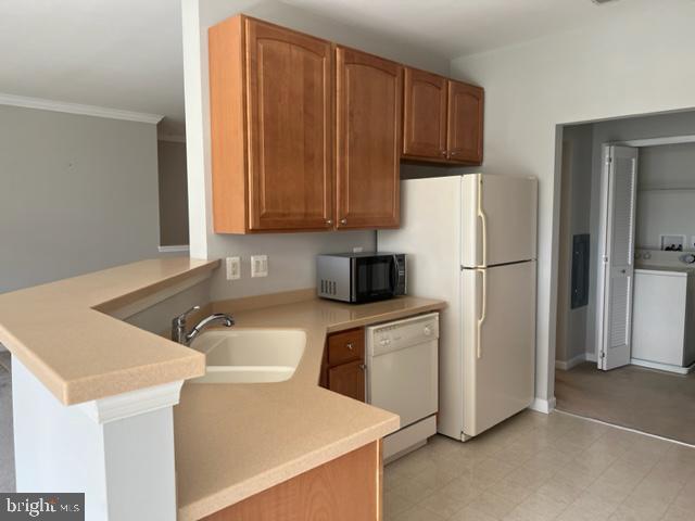 HEARTHSTONE AT VILLAGE CREST CONDOMINIUMS - Residential Lease