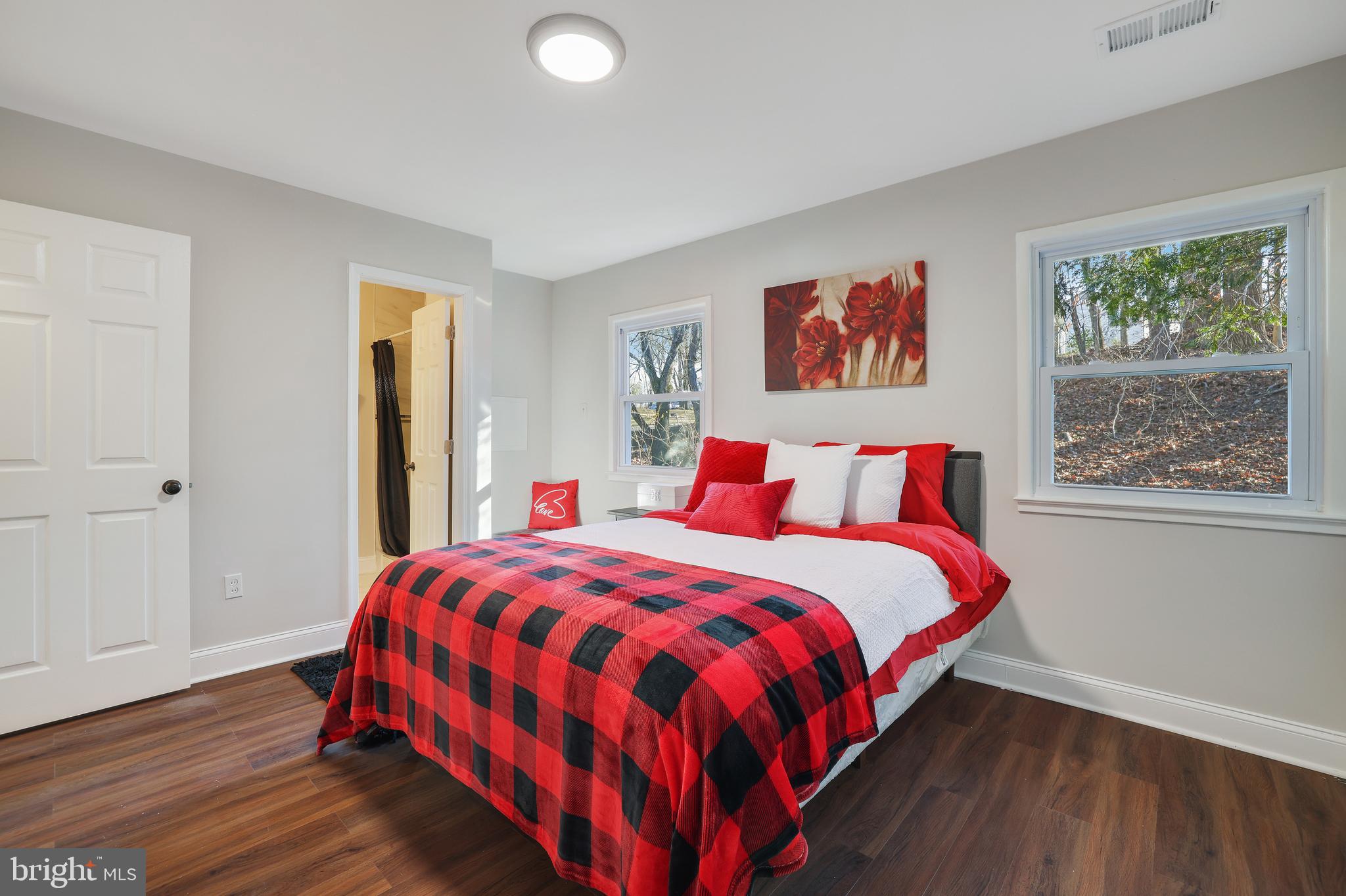 MARLTON - Residential