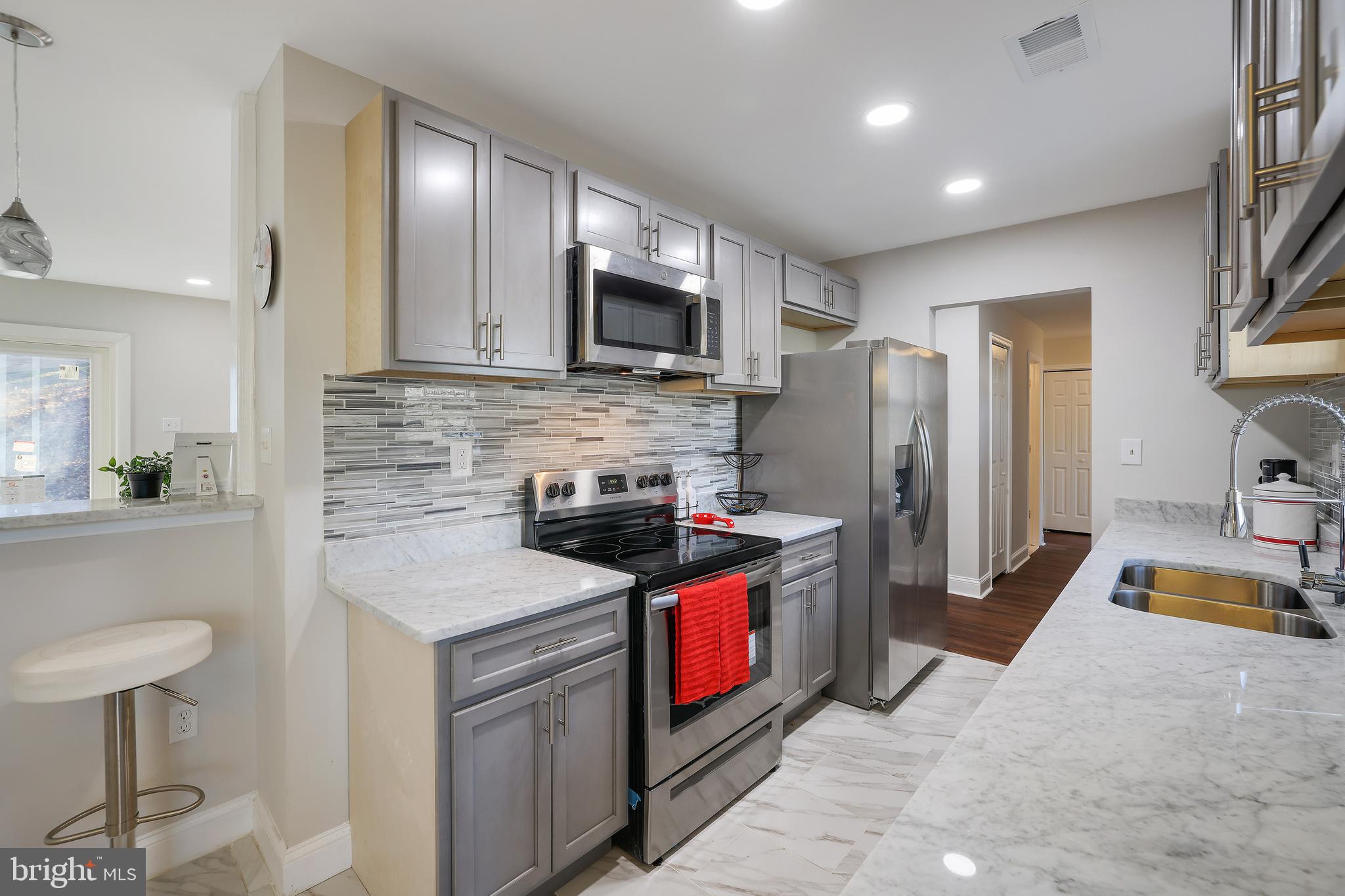 MARLTON - Residential