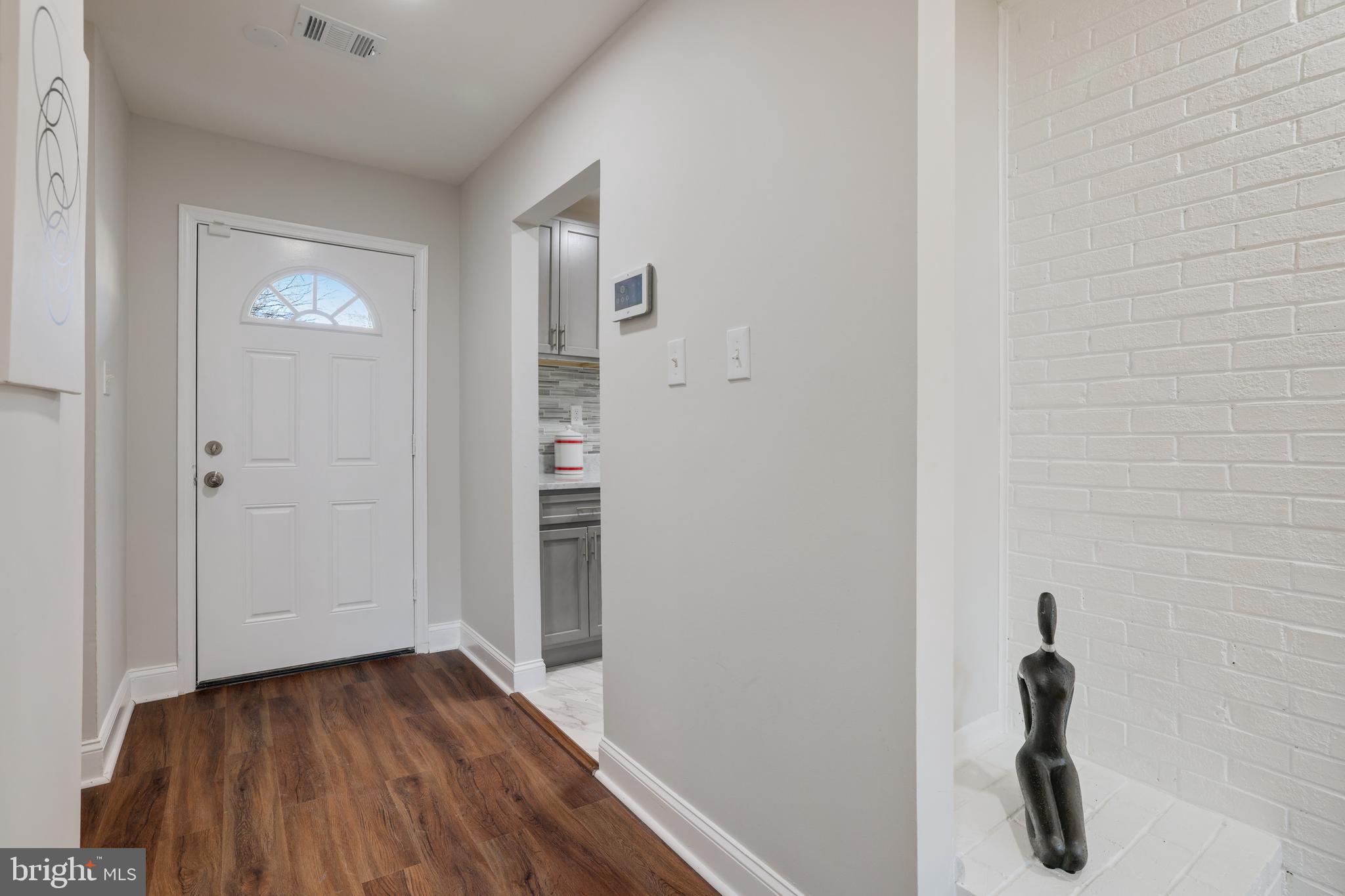 MARLTON - Residential