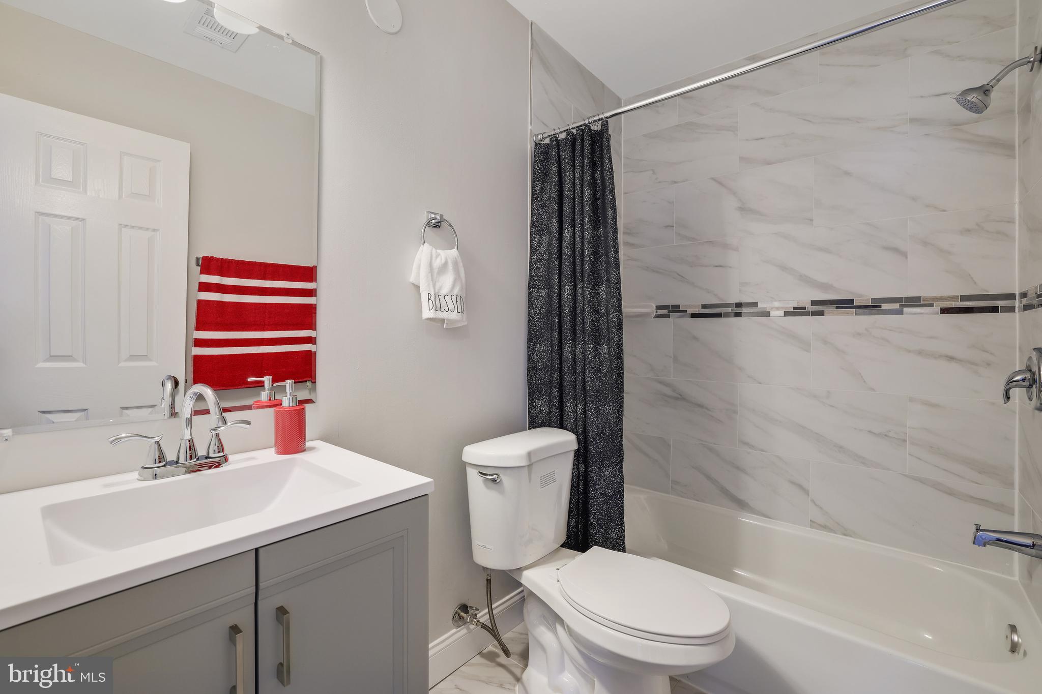 MARLTON - Residential