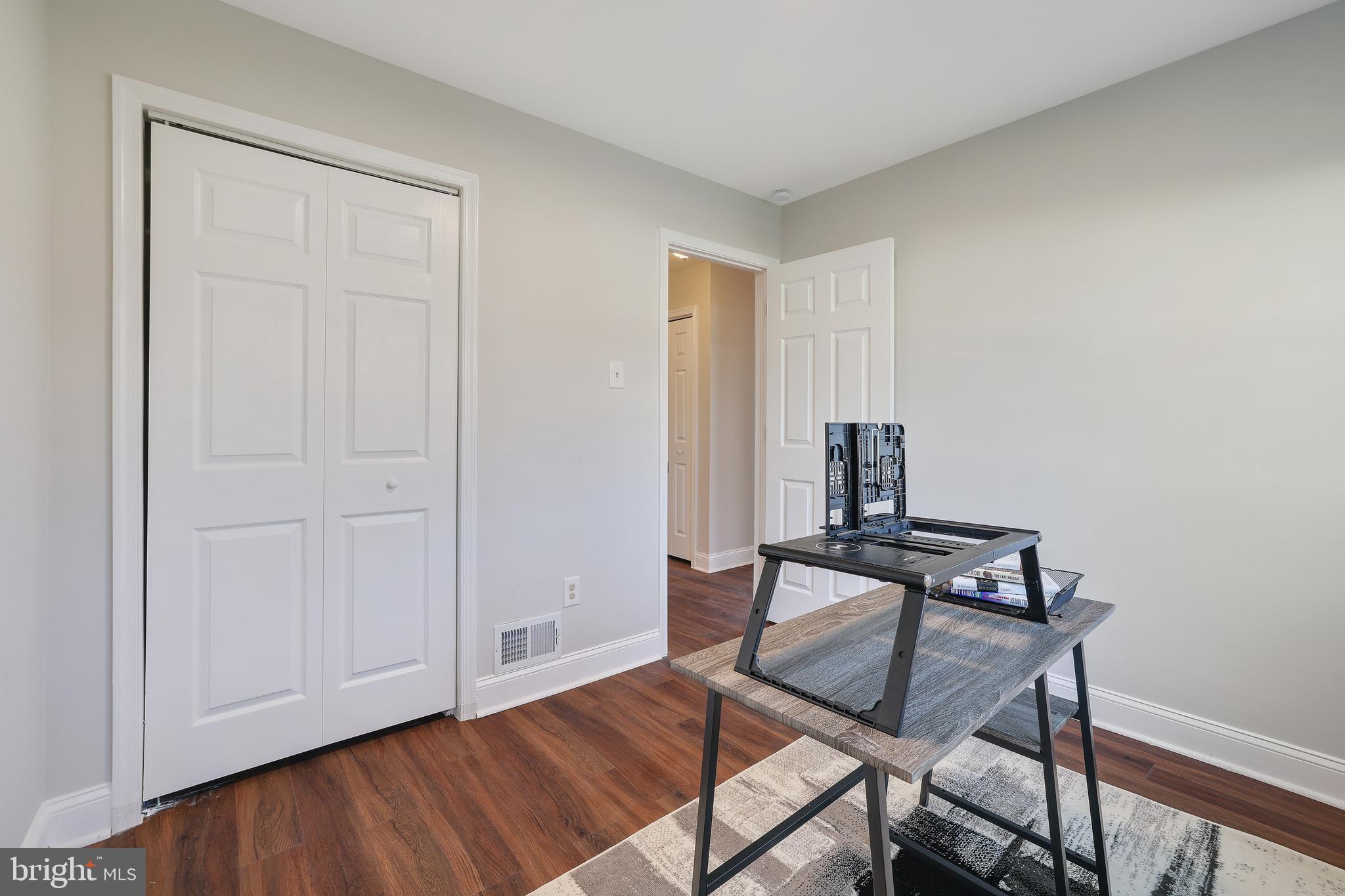 MARLTON - Residential