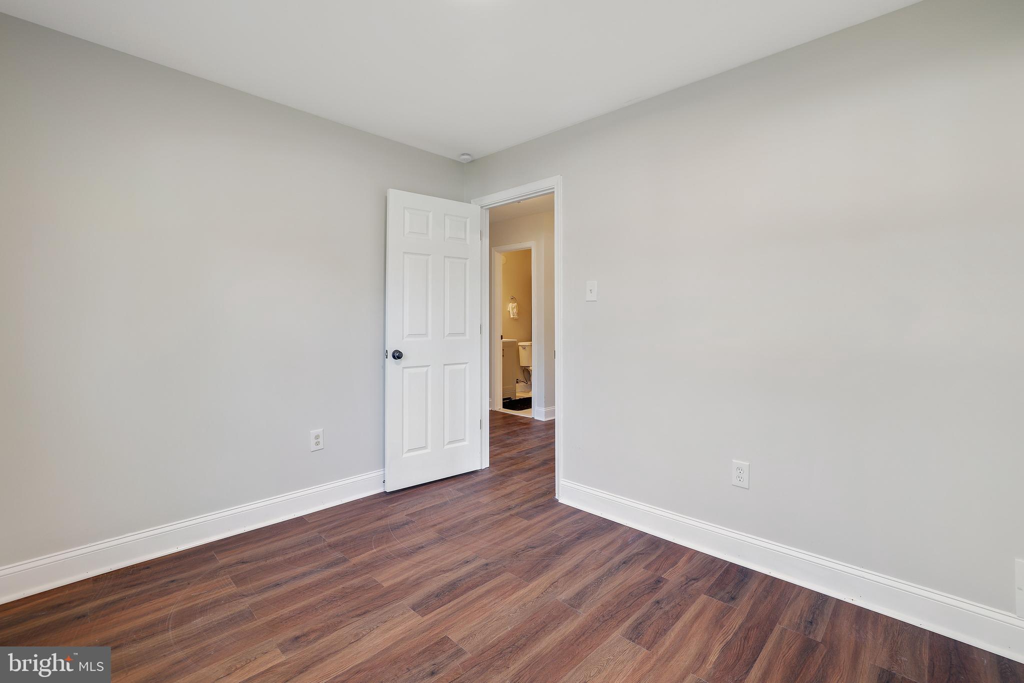 MARLTON - Residential