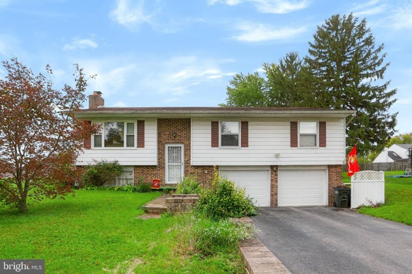 2708 SUNSET LN, YORK, PA 17408 - Image b06a4ece6a94e10ea951f8f19a1f8347/2134068748