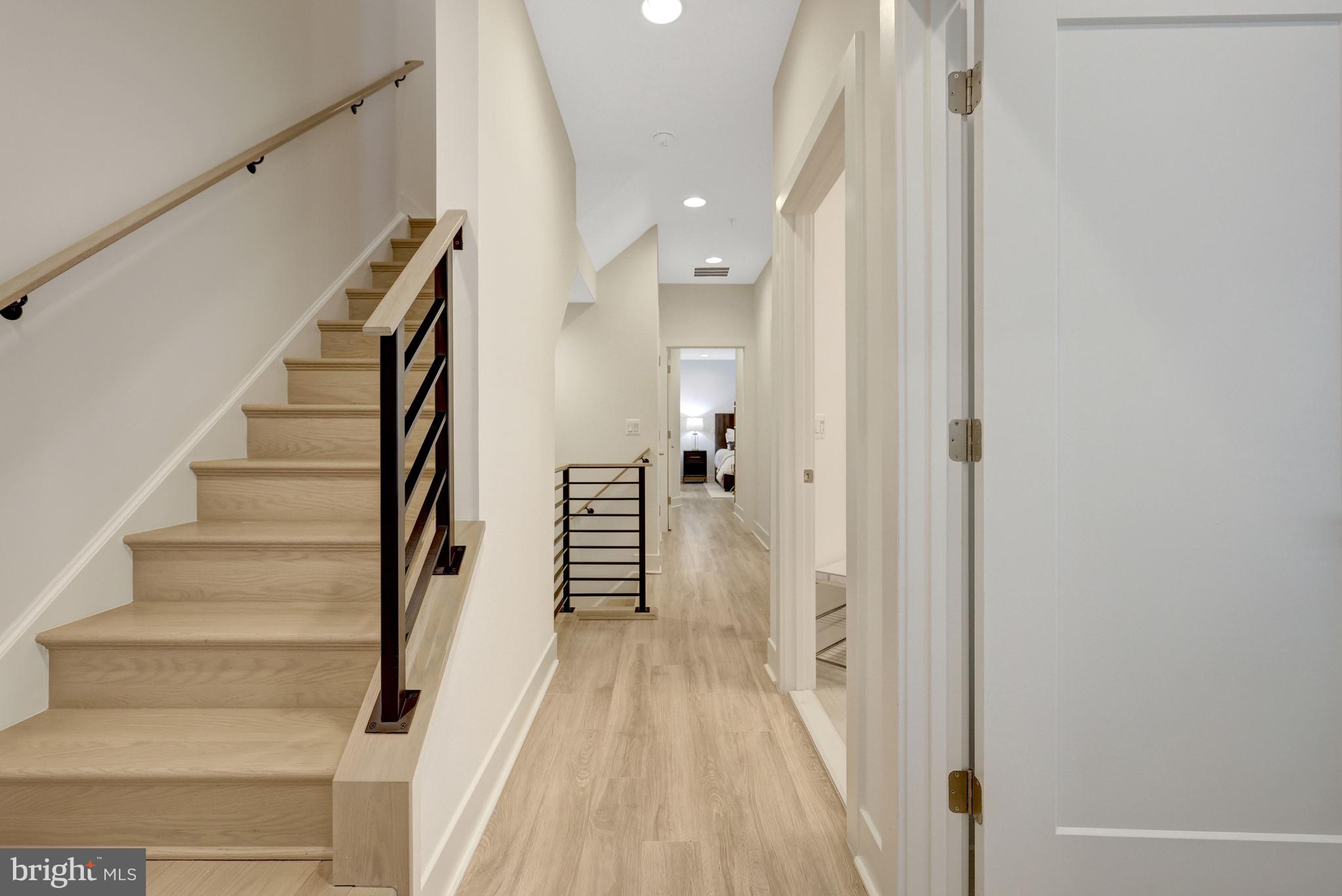 RESTON STATION - Residential