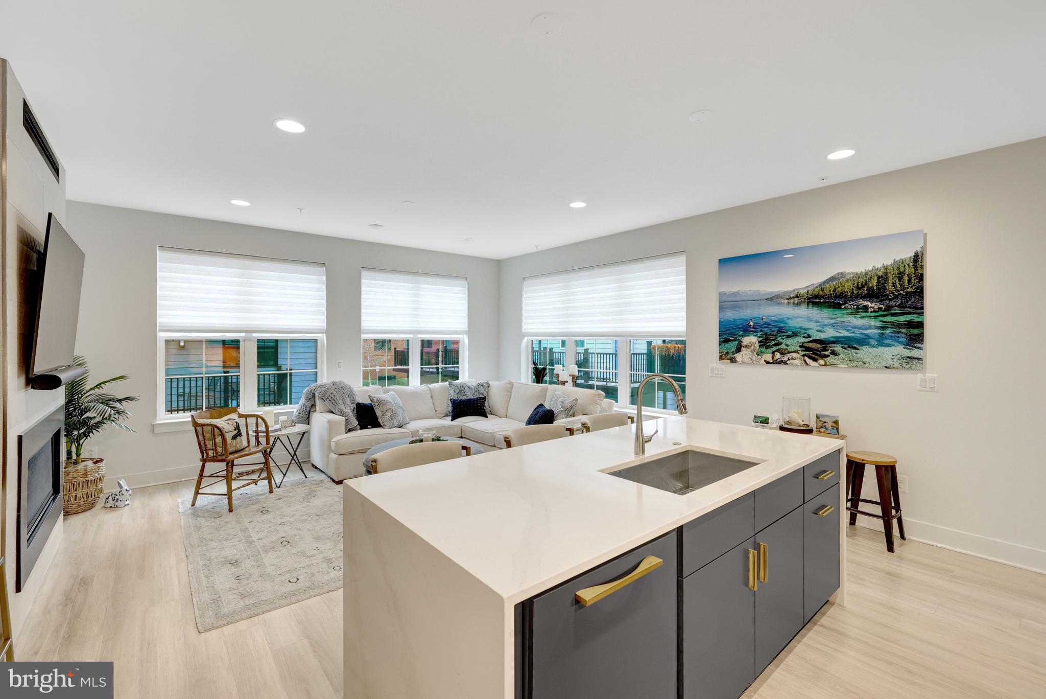 RESTON STATION - Residential