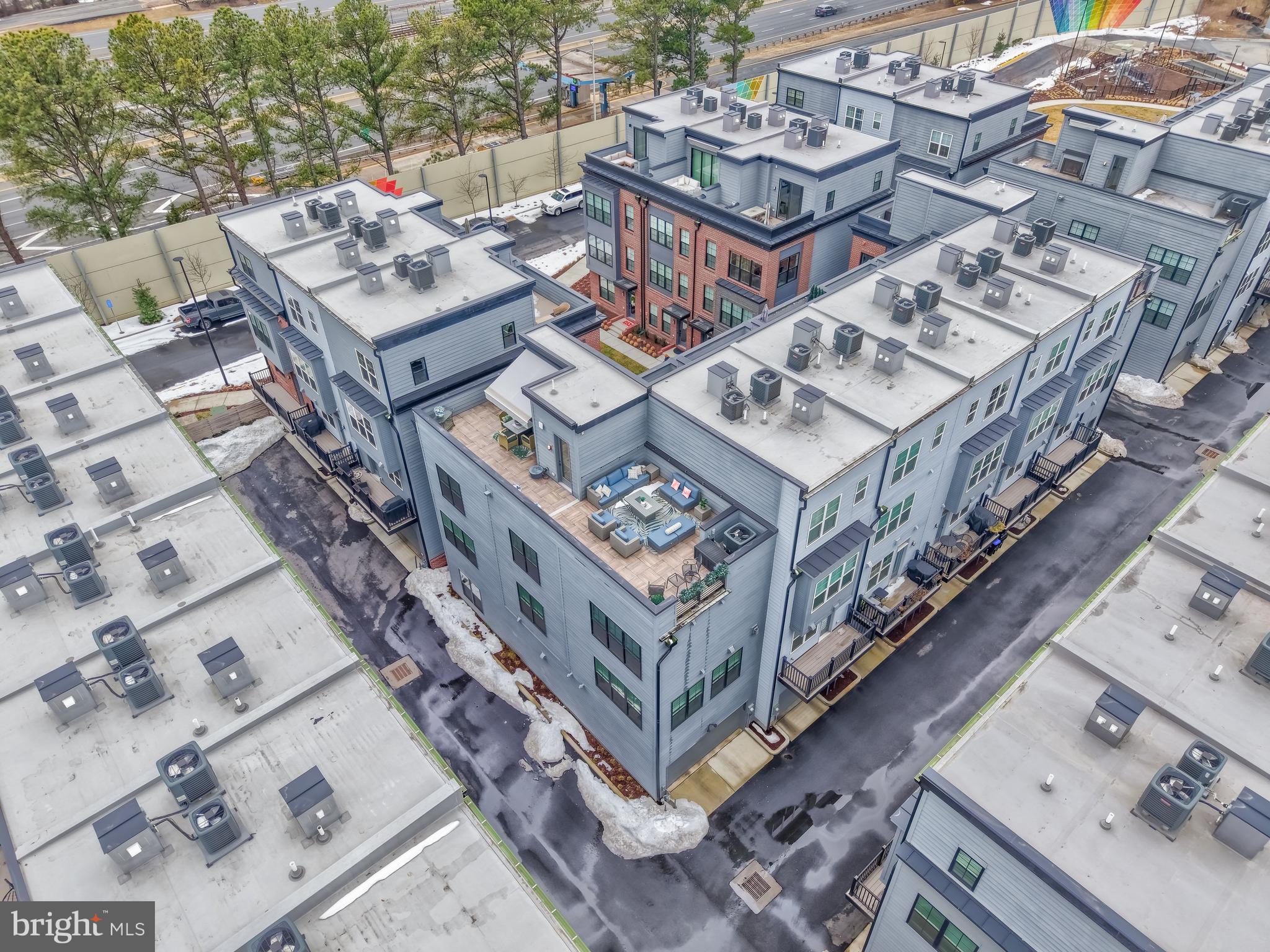 RESTON STATION - Residential