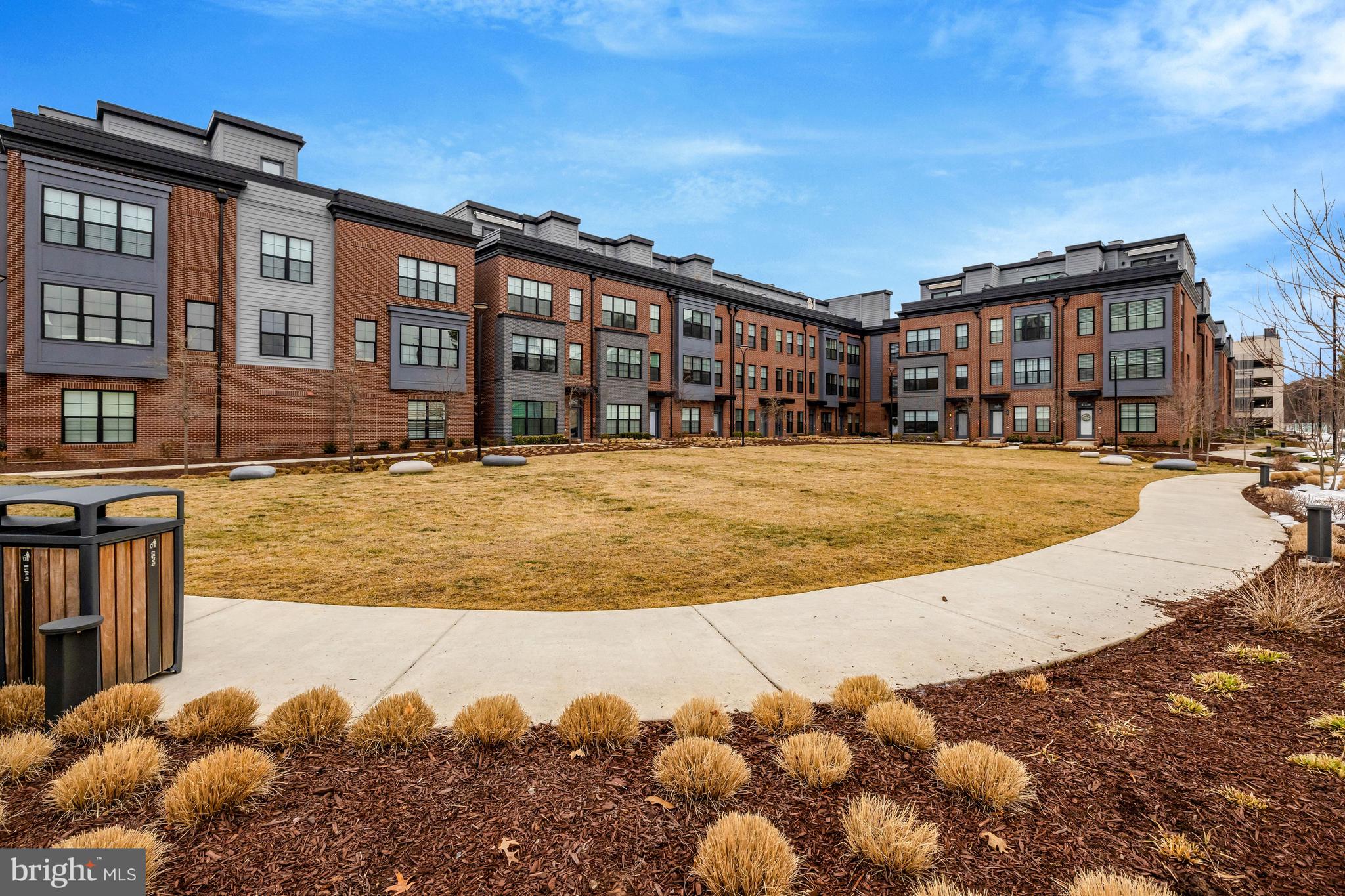RESTON STATION - Residential