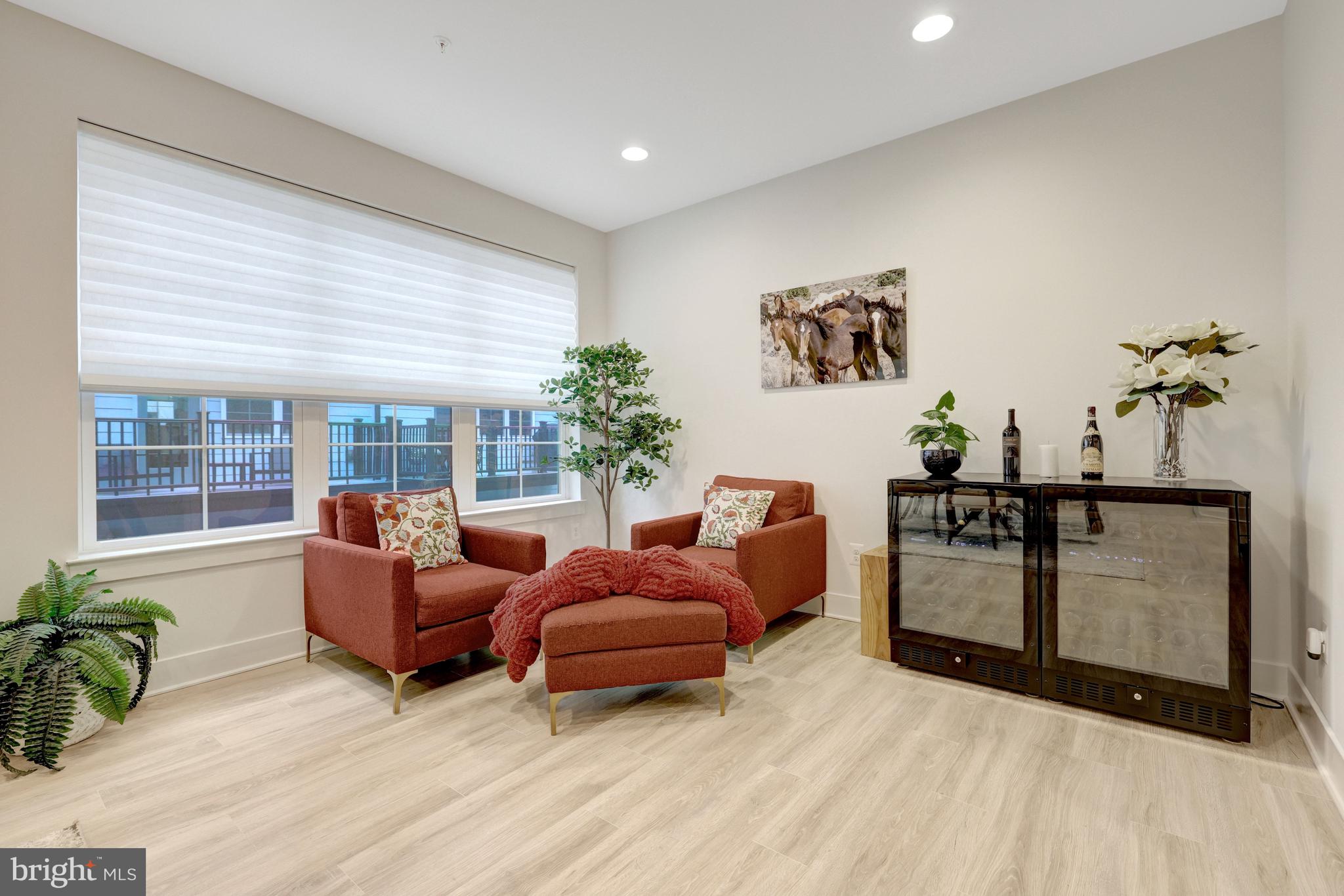 RESTON STATION - Residential