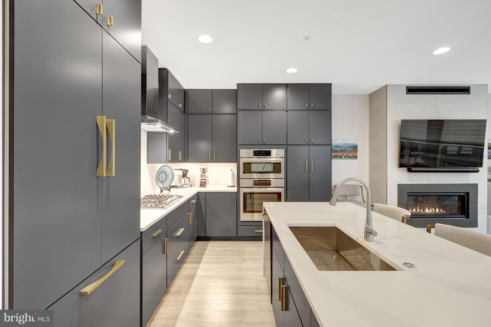 RESTON STATION - Residential