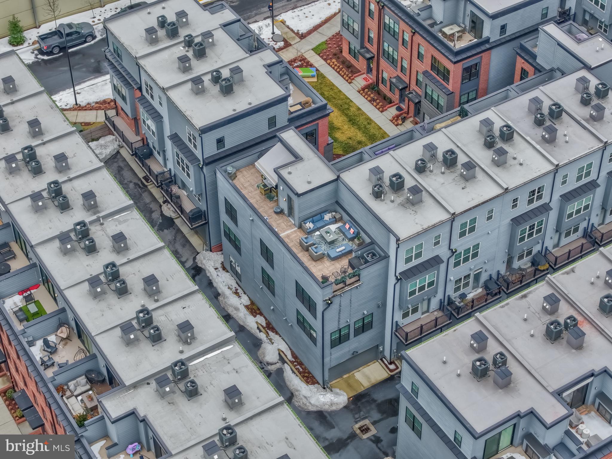 RESTON STATION - Residential