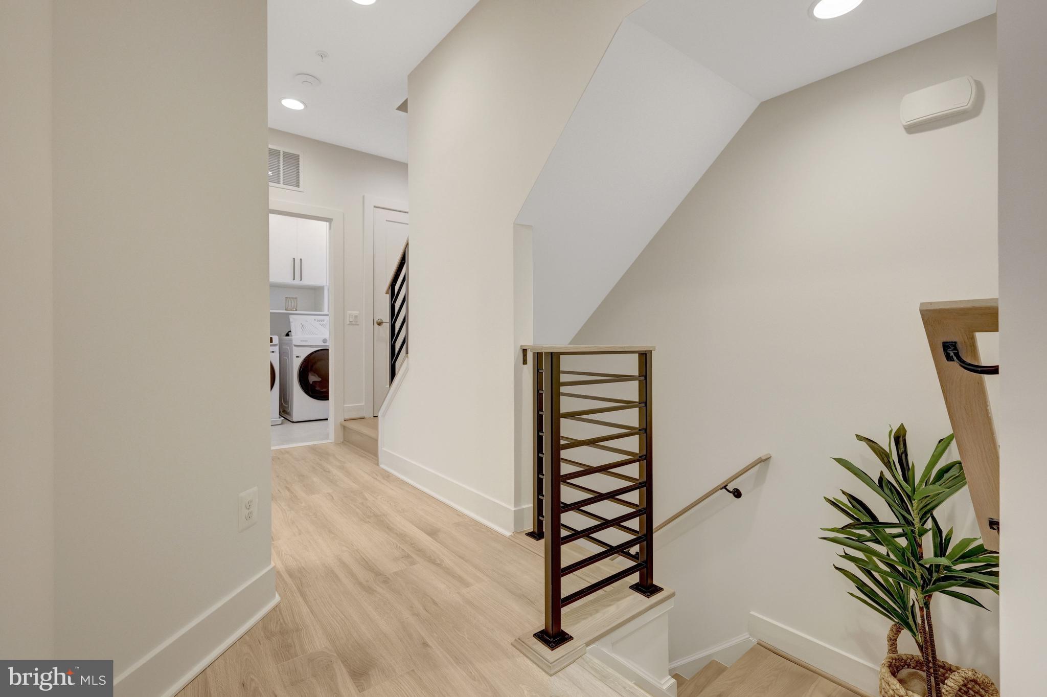 RESTON STATION - Residential