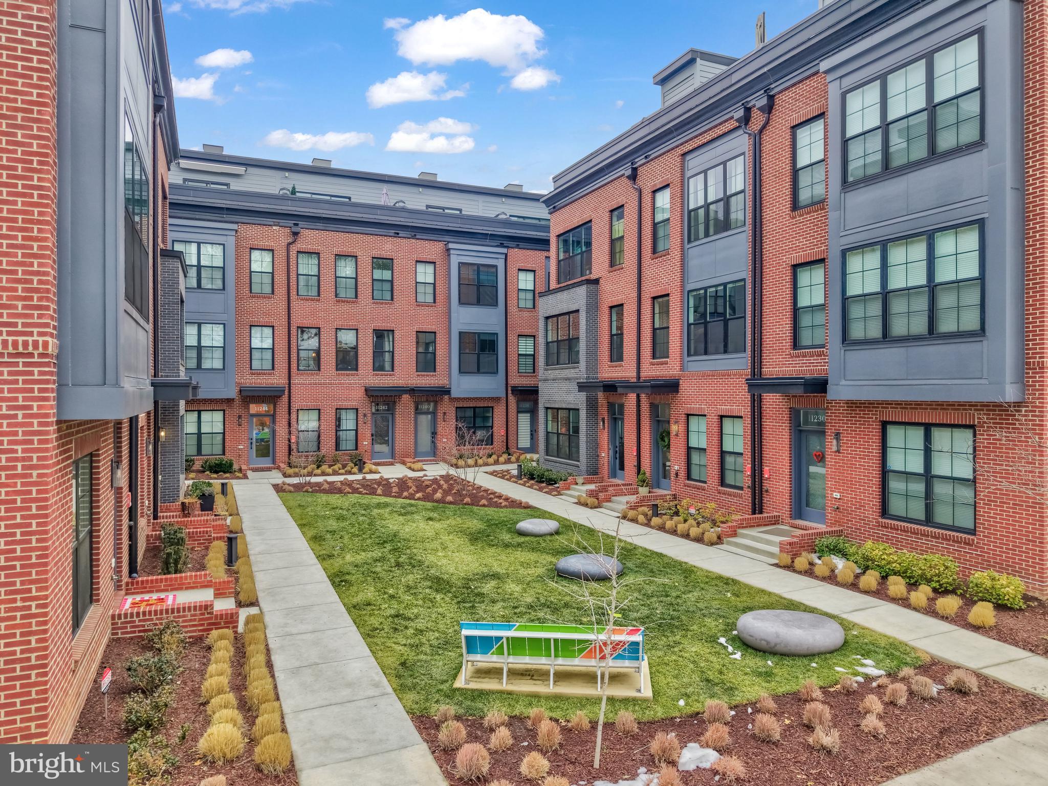 RESTON STATION - Residential