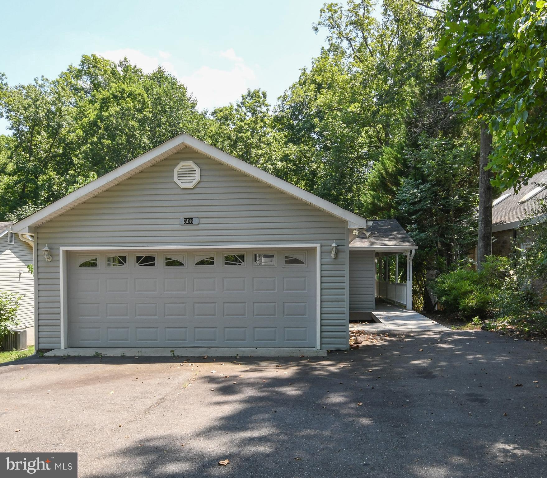 LAKE OF THE WOODS - Residential