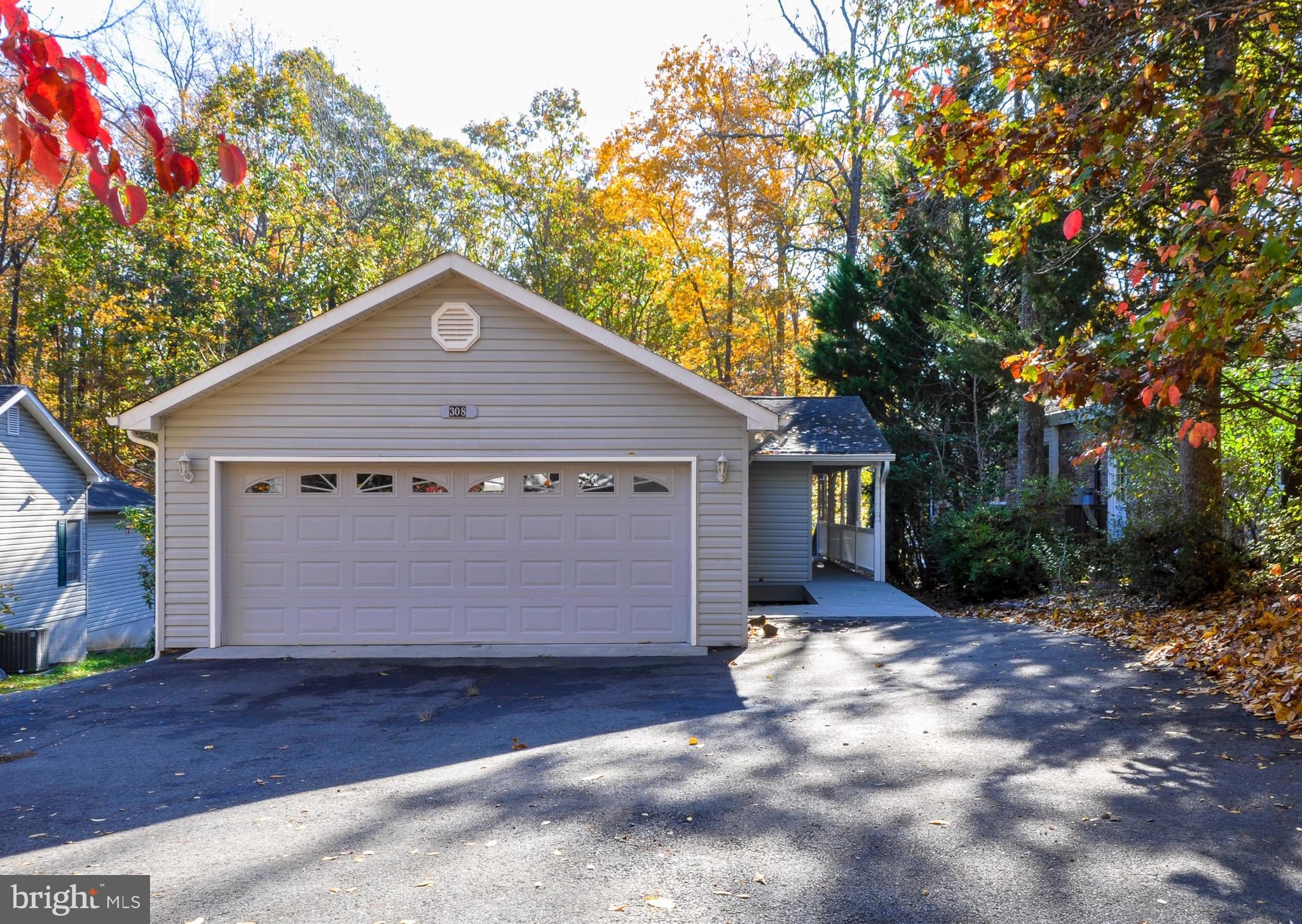 LAKE OF THE WOODS - Residential