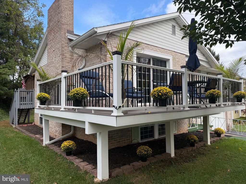 Photo of 5030 Lilac Lane, HARRISBURG, PA 17111 (MLS # PADA2050538)
