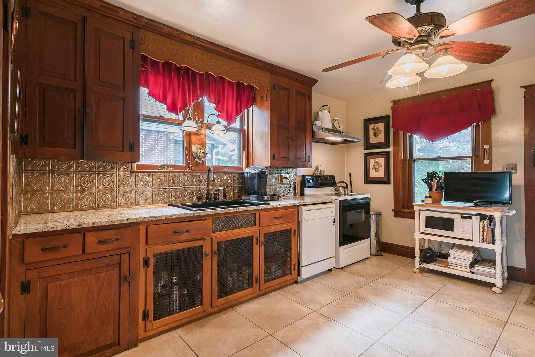 COLUMBIA - Residential