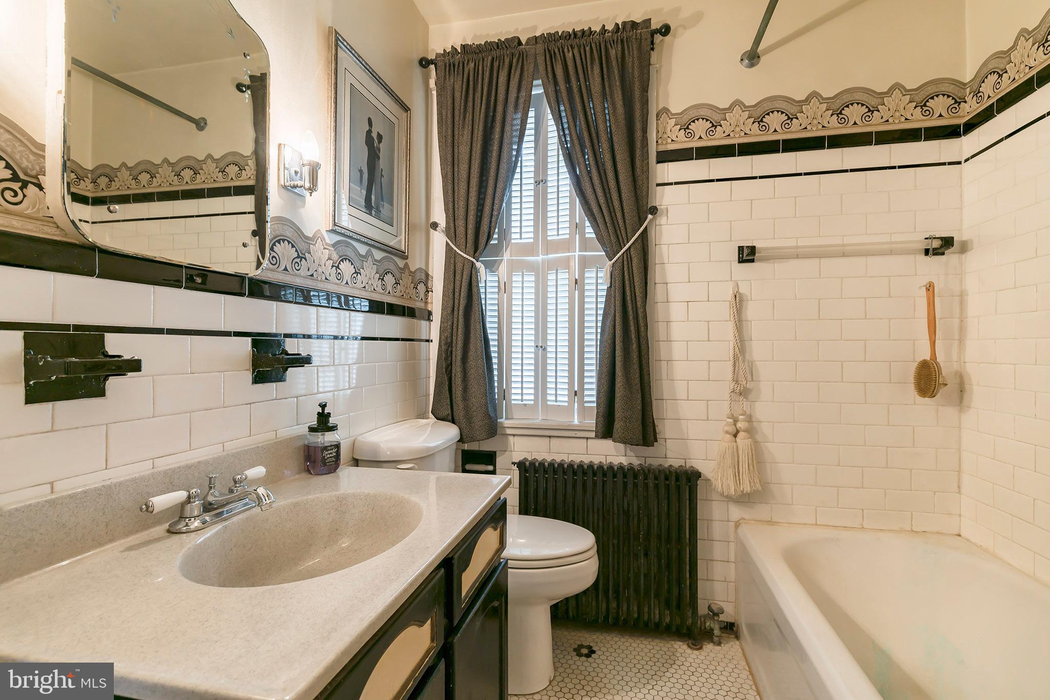 COLUMBIA - Residential