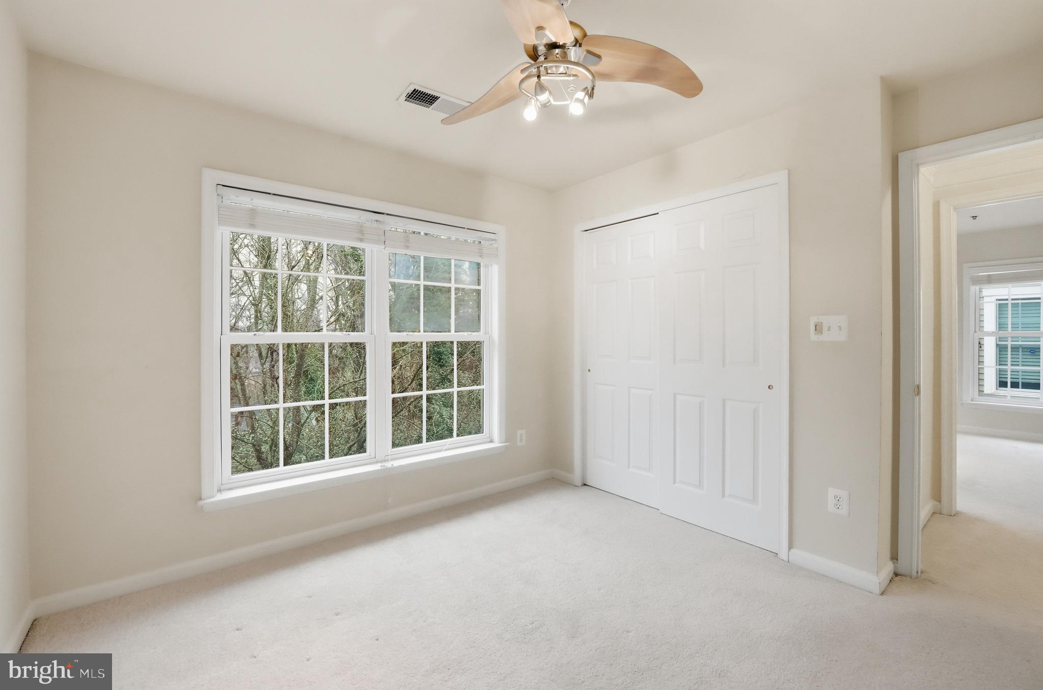 GROVETON WOODS - Residential