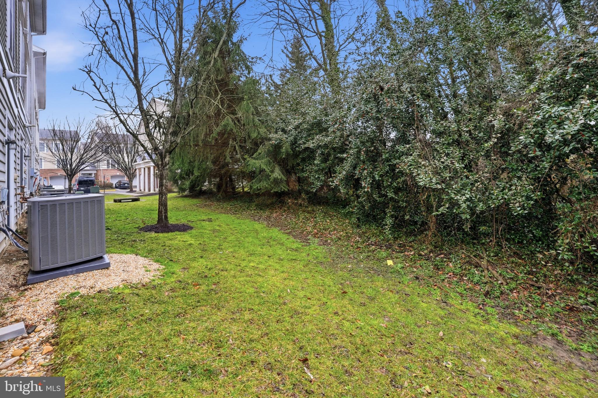 GROVETON WOODS - Residential