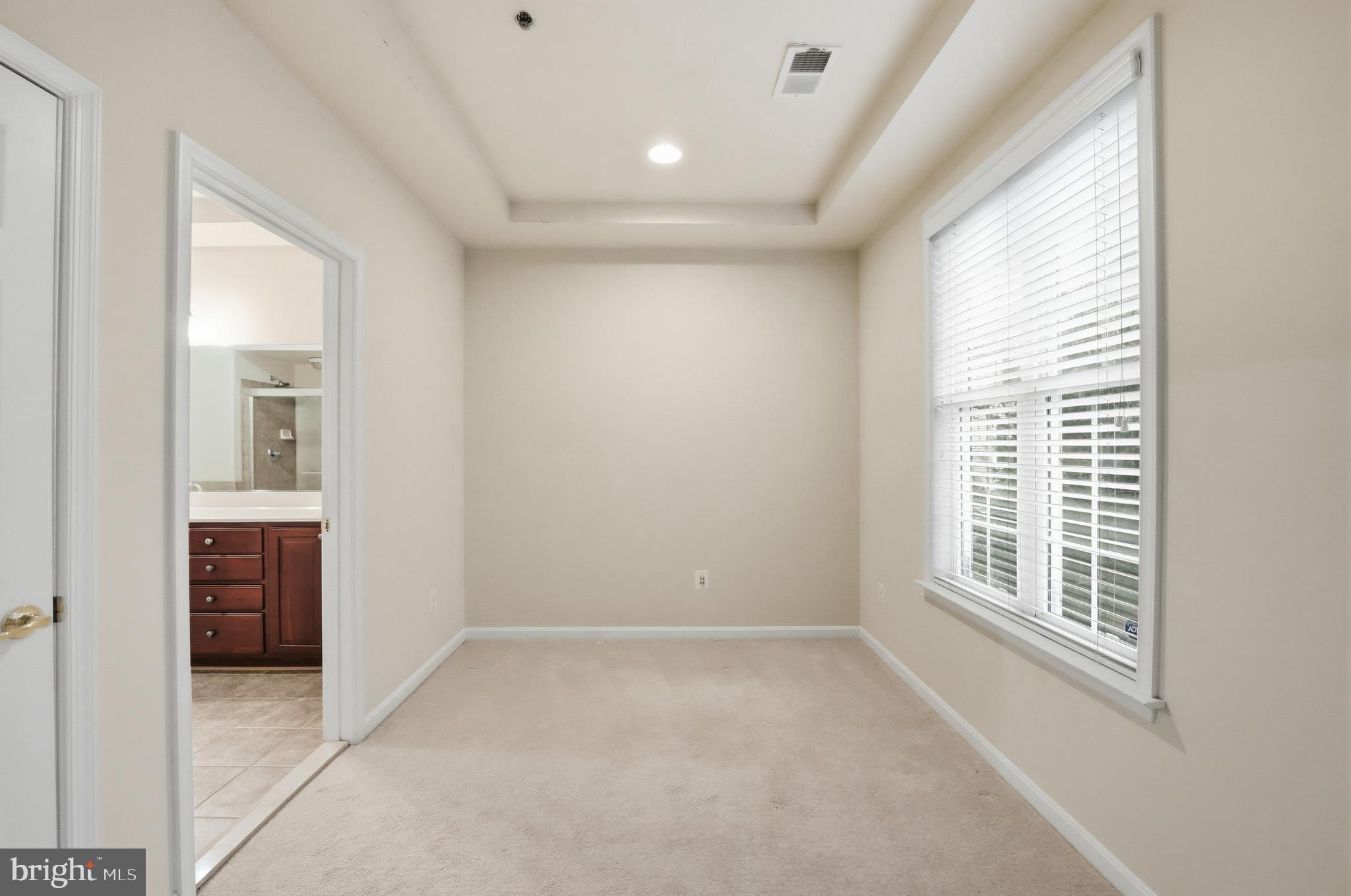 GROVETON WOODS - Residential