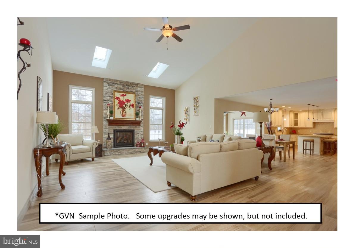 35 FIORINO WAY 4